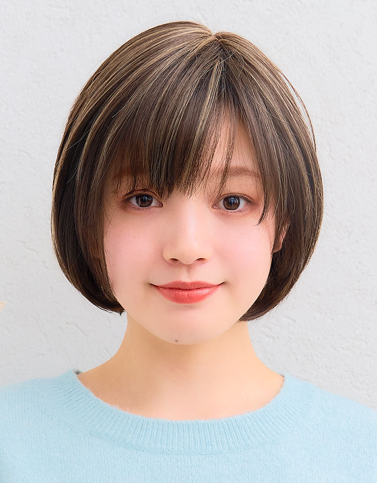 【ヘアスタイルコレクション】天使のエンファシスハイライト ダークブラウン×クロムイエローを着用したモデル写真