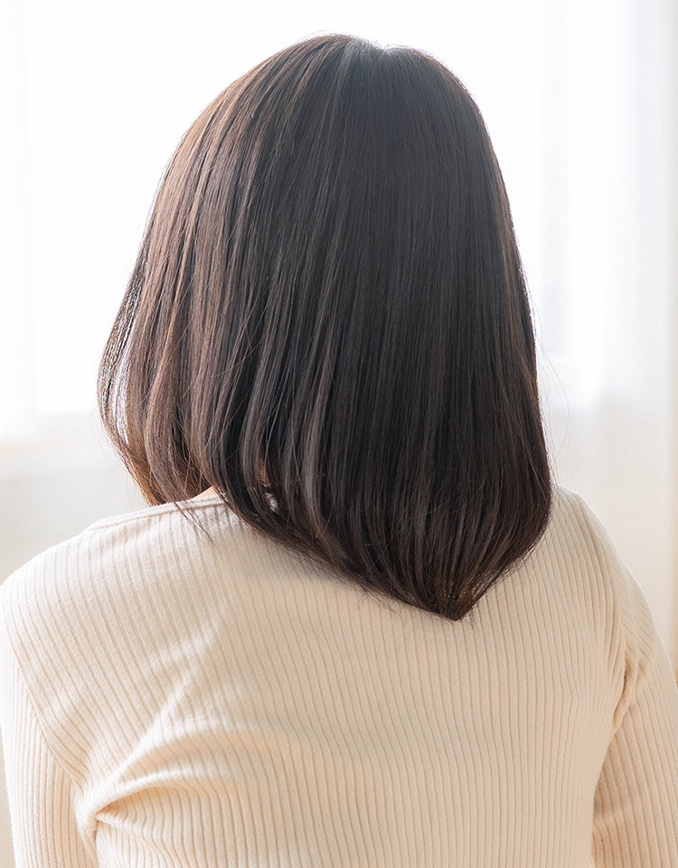 REMY人毛100%天使の月満ちるベースミディ ダークブラウン モデル着用