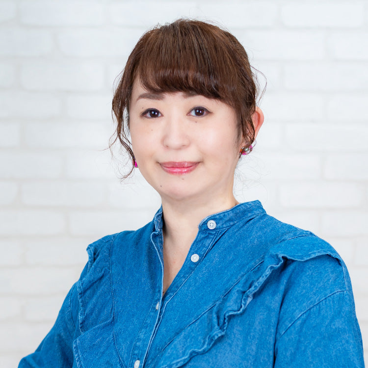 スタイリストの顔写真