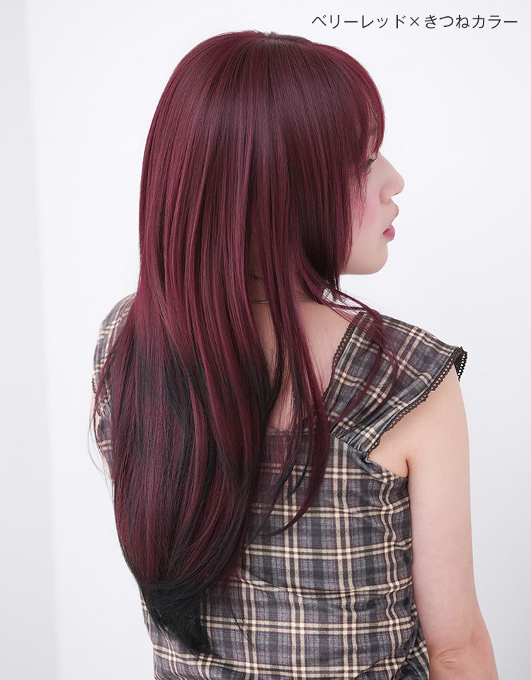 ベリーレッド×きつねカラーを着用したモデル