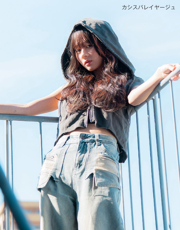 カシスバレイヤージュを着用したモデル