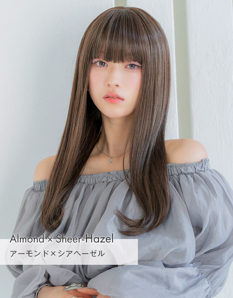 HEART BEAT ロングストレート アーモンド×シアヘーゼルを着用したモデル