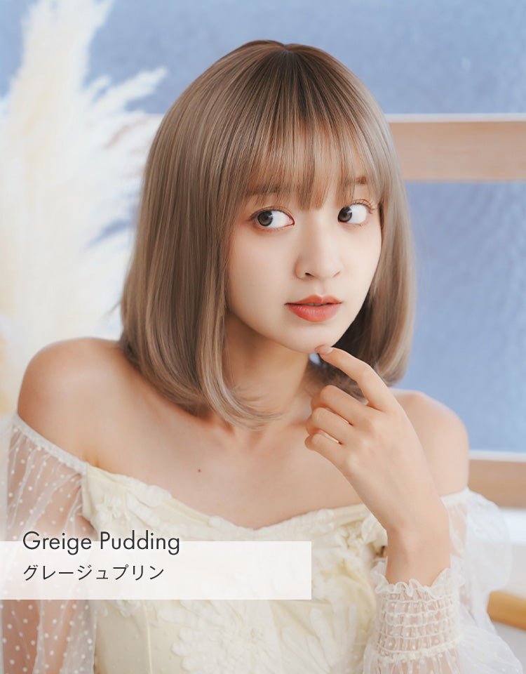 グレージュプリンを着用したモデル