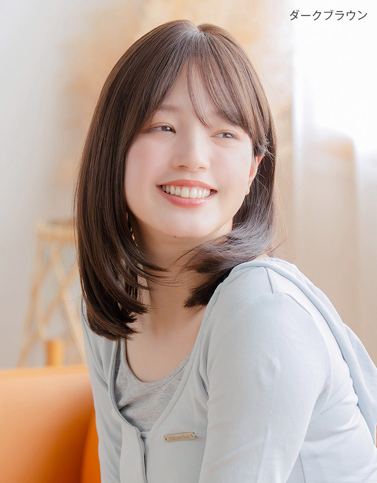 【極ぴたっ】天使のミルムボブ人毛MIX ダークブラウンを着用したモデル