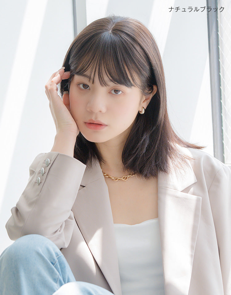 ナチュラルブラックを着用したモデル