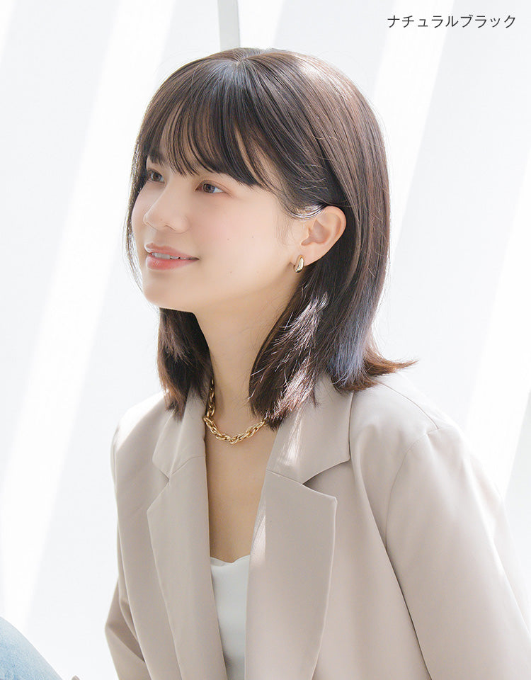 ナチュラルブラックを着用したモデル