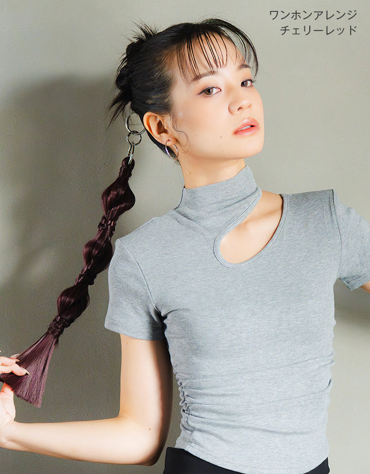 リングポニーテール アレンジ チェリーレッドのモデル着用