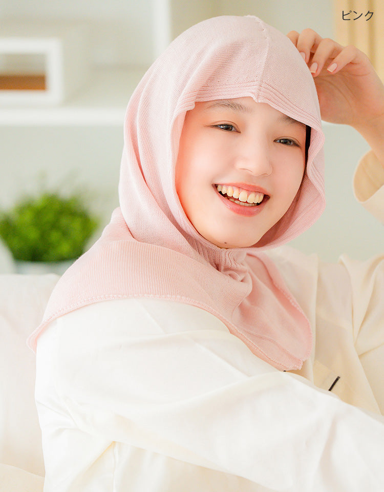 ピンクを着用したモデル