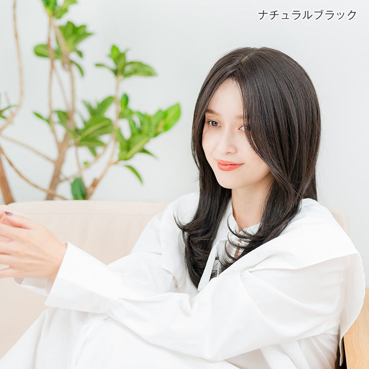 ナチュラルブラックを着用したモデル写真