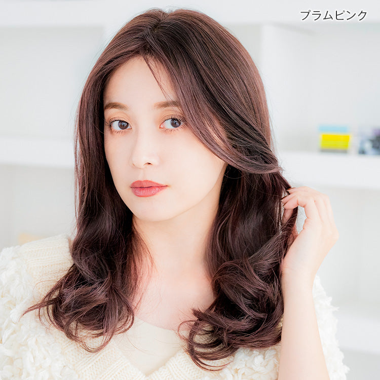 プラムピンクを着用したモデル写真