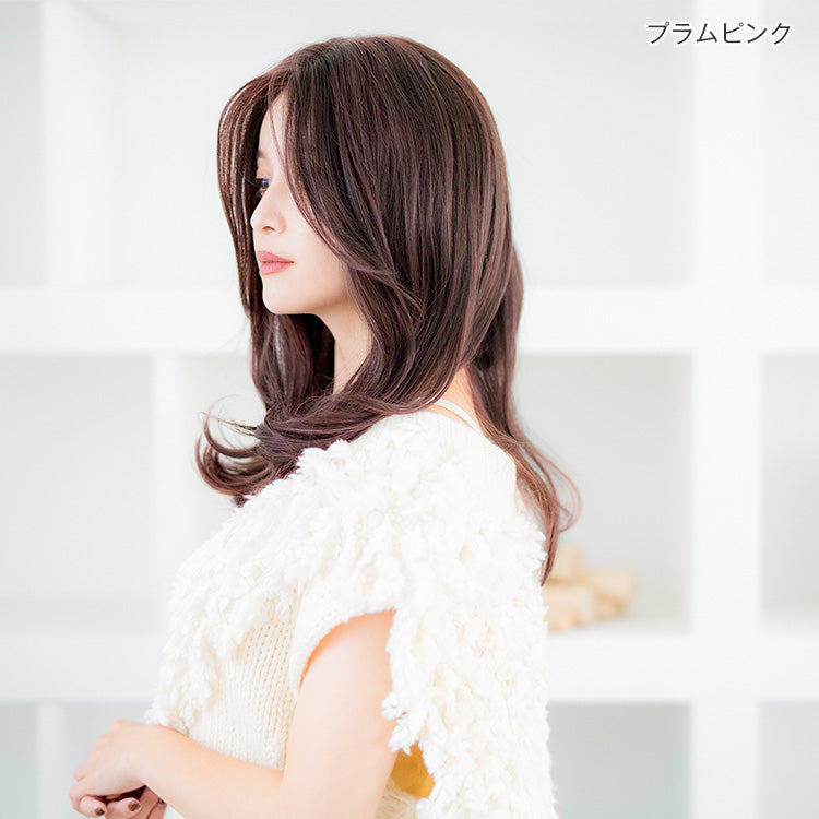 プラムピンクを着用したモデル写真