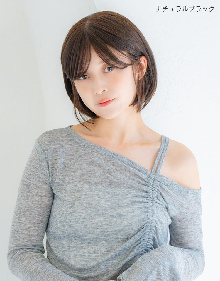 ナチュラルブラックを着用したモデル写真