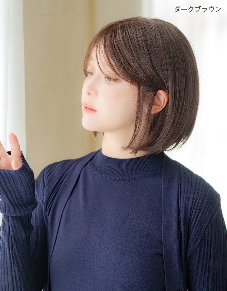 ダークブラウンを着用したモデル写真