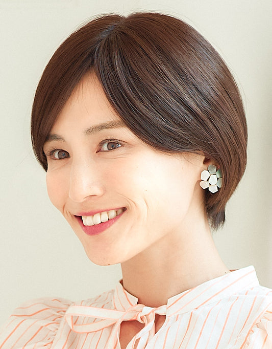 パッとつけるだけ！プリンも白髪もパッと瞬間リタッチ！パパッとピース ショート人毛MIX(クリップタイプ)