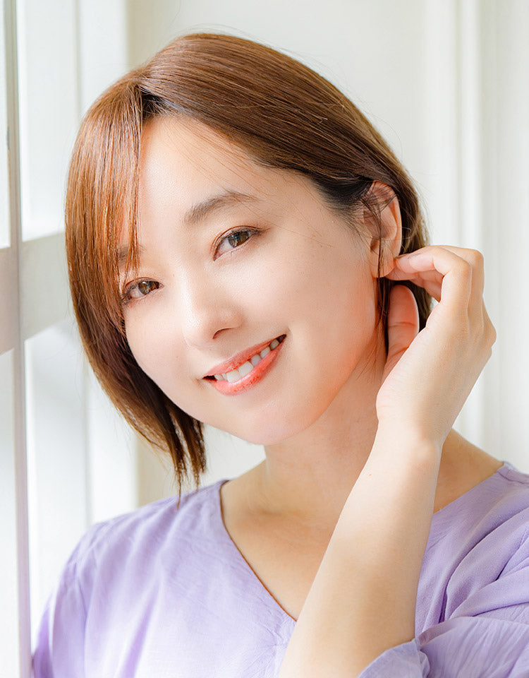 高品質✨自然なフルウィッグ　さらにお値下げしました❣️ネット、スタンド付き Amazon.co.jp: ウィッグ ロング ストレート かつら フルウィッグ