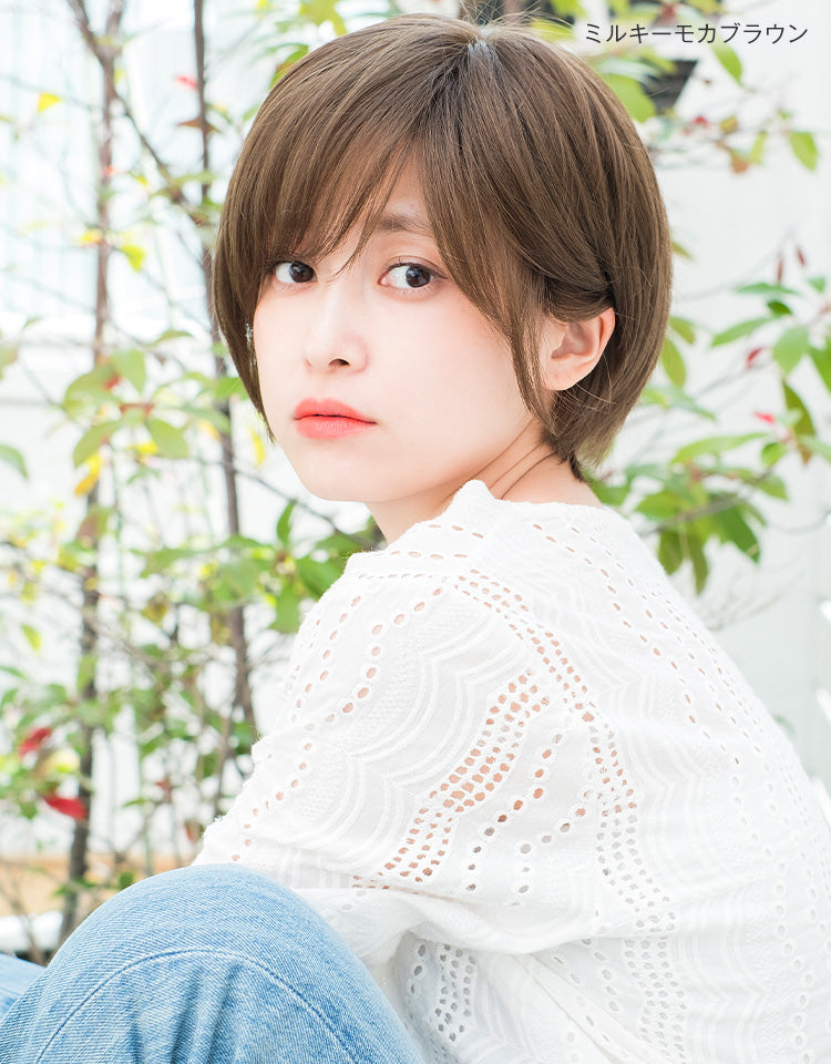 ミルキーモカブラウンを着用したモデル写真