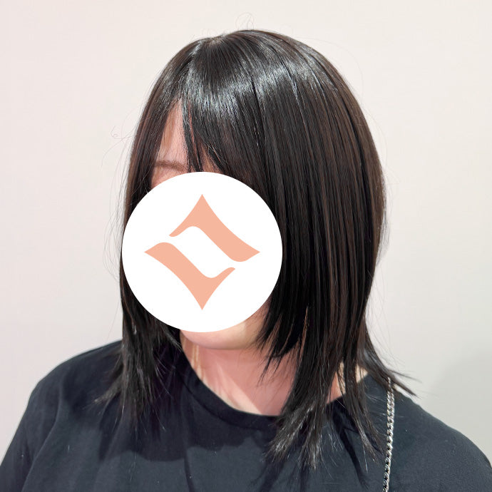 中性ウルフでモードな印象に。