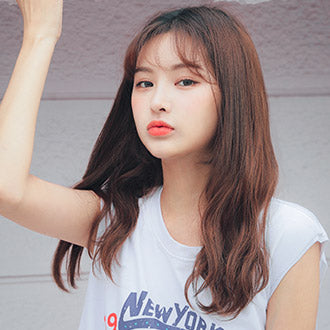 キューブウィッグ ナチュラルウェイブミディアムの画像